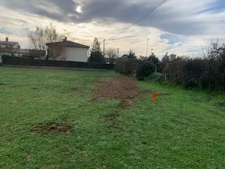 Terrain constructible de 740 m² à Angoulême — Opportunité rare
