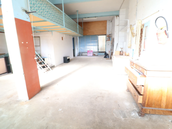 Maison de village à vendre à Paulhan - 4 pièces, 85 m², gros travaux, centre-ville