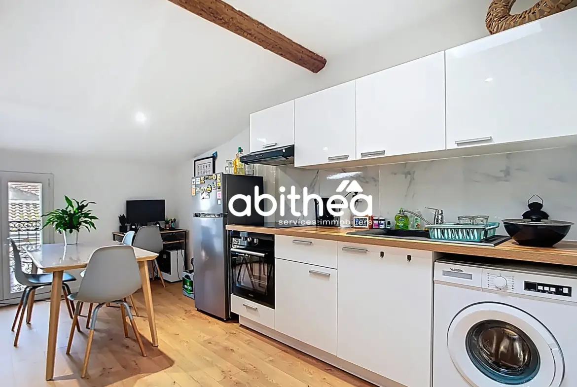 Immeuble de rapport rénové de 138 m² à Béziers, centre-ville, 4 appartements meublés 