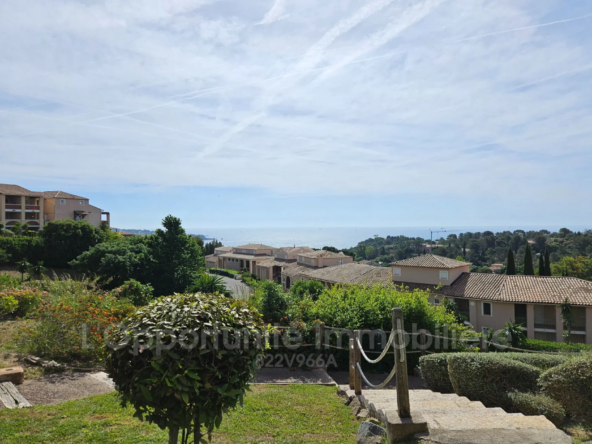 Appartement 2 pièces avec terrasse et vue mer à Cap Esterel, Agay