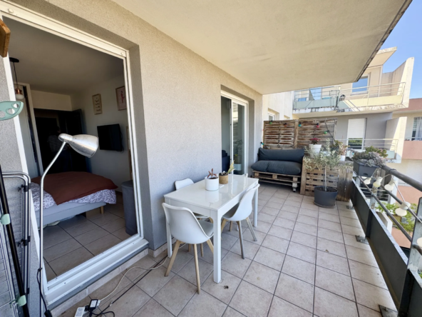 Appartement T2 lumineux avec terrasse et parking dans le quartier des Sept Collines à Nîmes