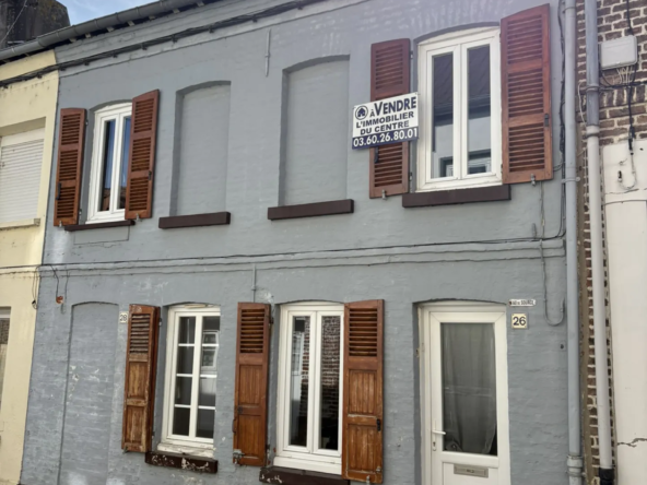 Maison à vendre à Abbeville avec jardin et dépendance, idéal pour premier achat ou investissement locatif