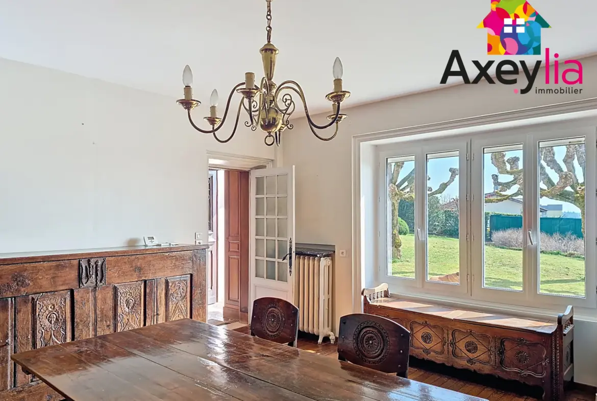 Maison 4 chambres avec grand terrain à Pouilly-sous-Charlieu 