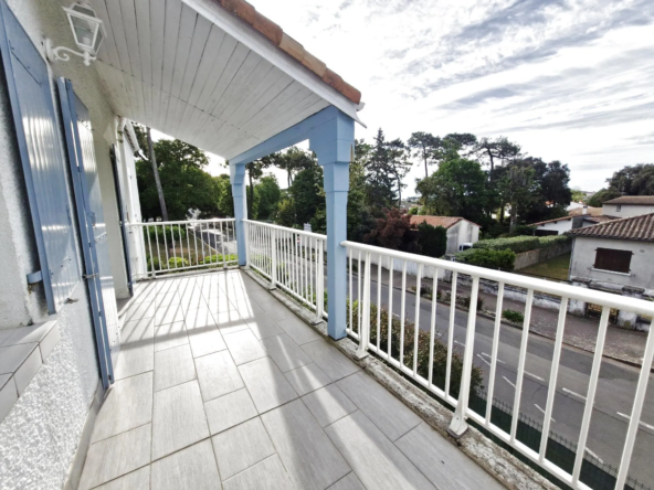 Appartement 3 pièces à Meschers-sur-Gironde avec terrasse en bord de mer