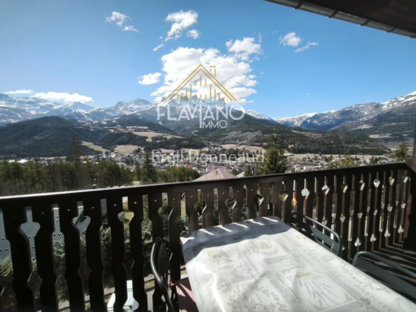 Appartement T3 avec vue sur la vallée à Barcelonnette – 60 m²