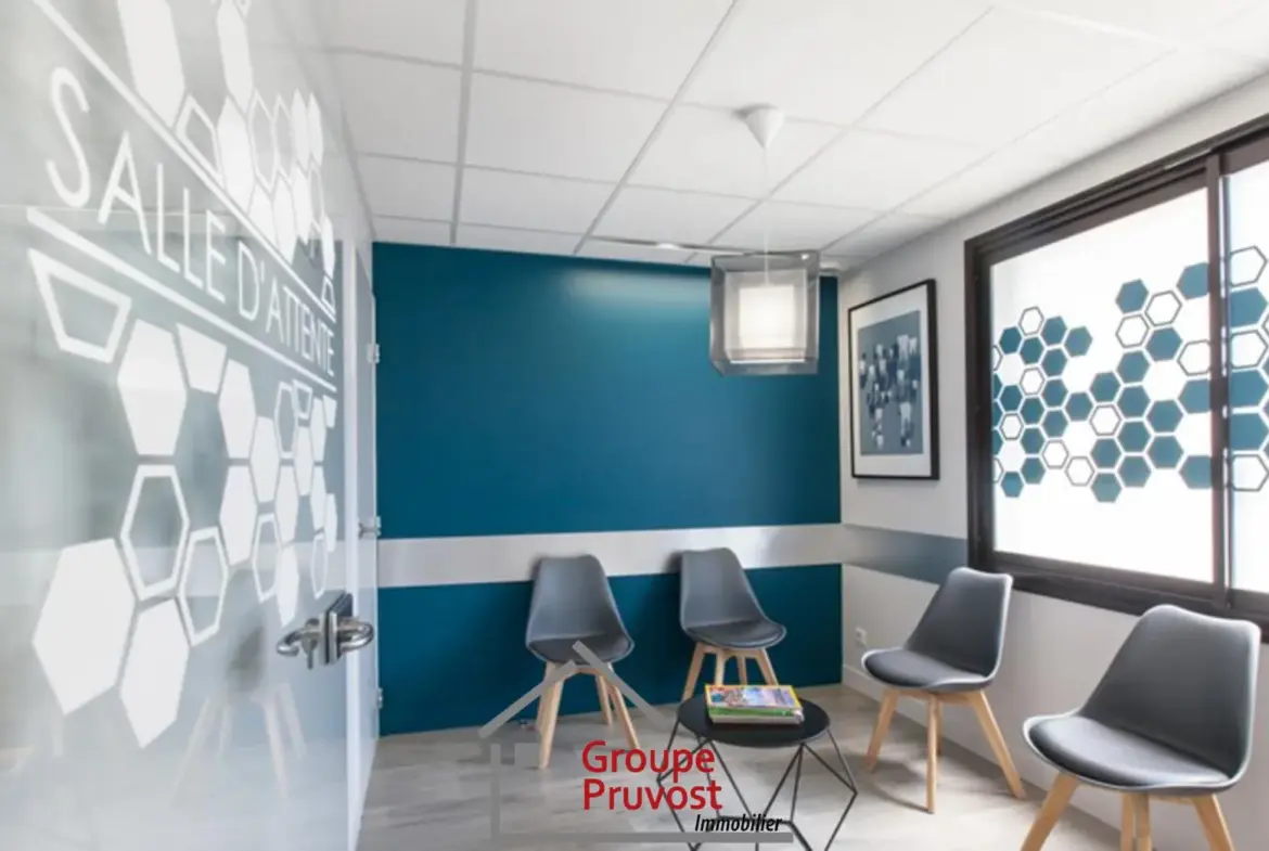 Local professionnel de 107 m² à Sathonay-Camp, idéal pour professionnels de santé 