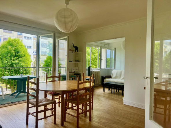 Appartement 3/4 chambres lumineux à Angers avec balcon et cave