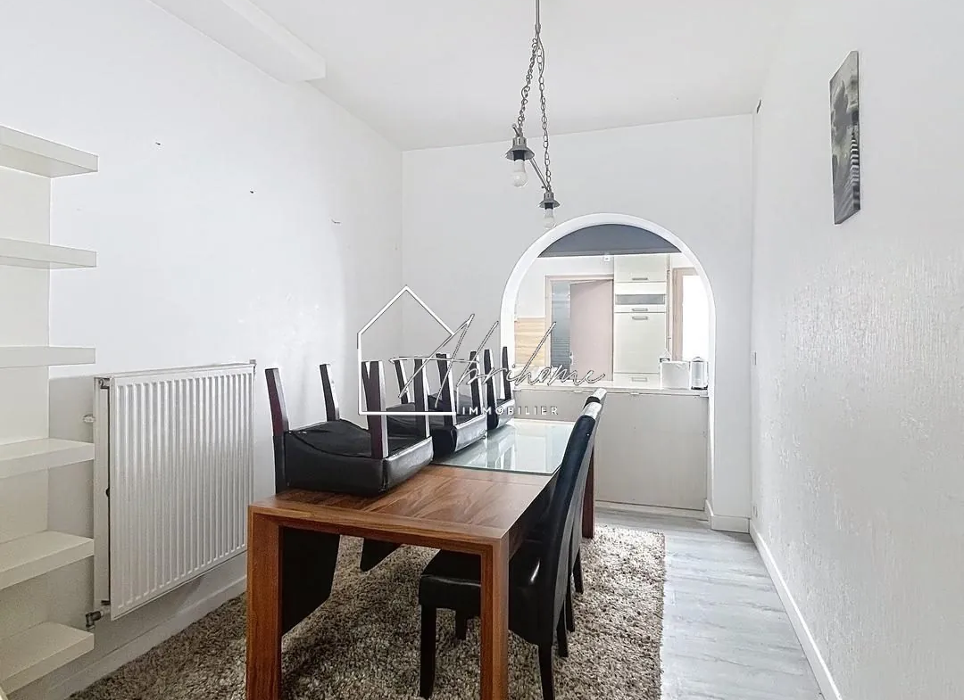 Maison à Lille de 94 m² avec fort potentiel et terrasse sans vis-à-vis 