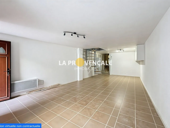 Appartement duplex à Trets avec fort potentiel et travaux à finaliser