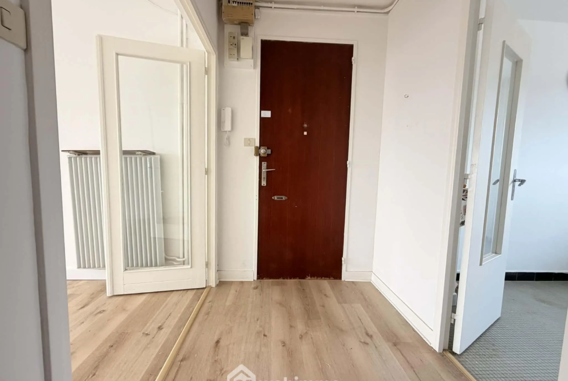 Appartement de 56 m² à vendre à Laon avec parking et cave 
