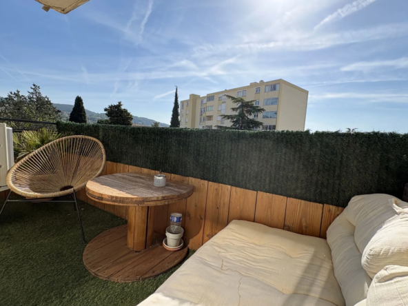 Appartement 3 pièces rénové à Draguignan avec balcon sud et cave
