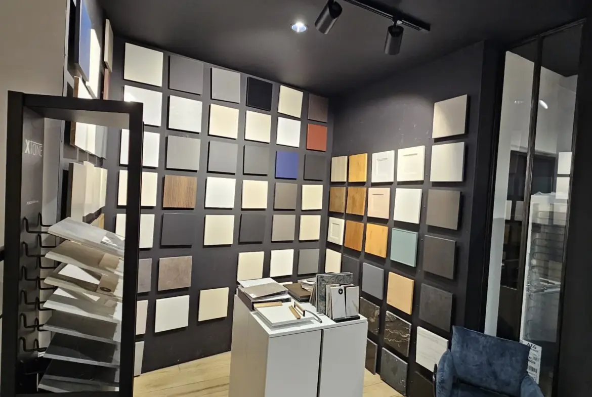 Local commercial de 69 m² en centre-ville de Lorient avec double accès 