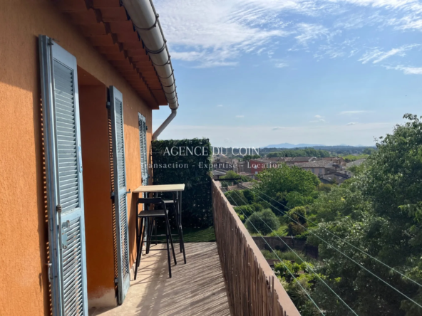 Superbe loft de 90 m² à Le Muy avec terrasse, vue dégagée et mezzanine