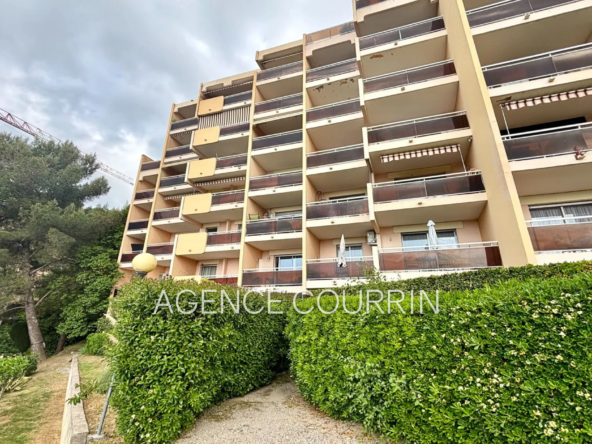bel appartement F2 de 50 m² avec terrasse à Grasse proche centre