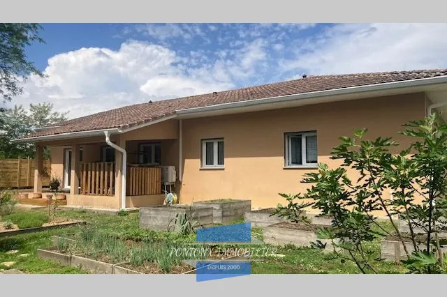 Villa 4 Chambres avec Terrasse et Garage à Cassen, Construction 2017 