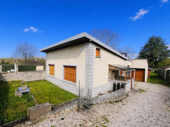 Maison de plain-pied à vendre à Auneau, à rénover, 60 m²