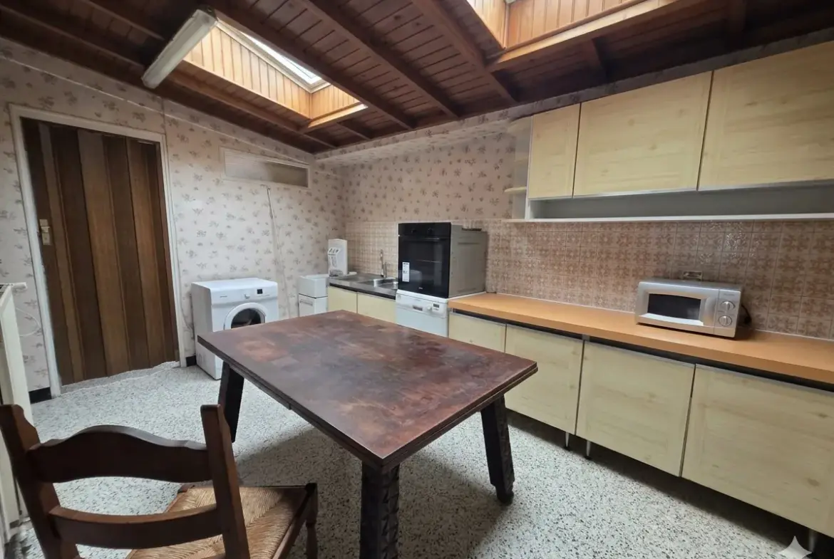 Maison de 103 m² avec 3 chambres et bureau à Frevent – Opportunité À Ne Pas Manquer 