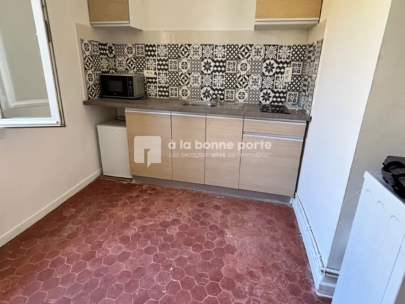 Appartement T1 de 24 m² à Toulon, parfaitement rénové, idéal investisseur ou premier achat