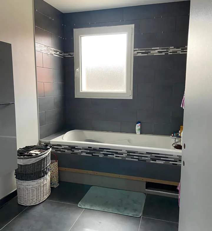 Maison contemporaine à Flers-sur-Noye - 121 m², 4 chambres, norme RE2020 