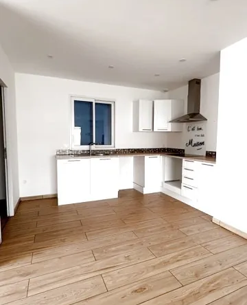 Maison neuve de 3 chambres avec garage à Ballon (17290) – Emplacement idéal