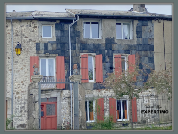 Grande maison de village avec terrasse et balcon à La Salvetat-sur-Agout