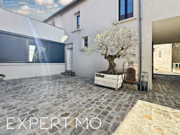 Duplex 3 pièces avec terrasse et parking à Saulx-les-Chartreux