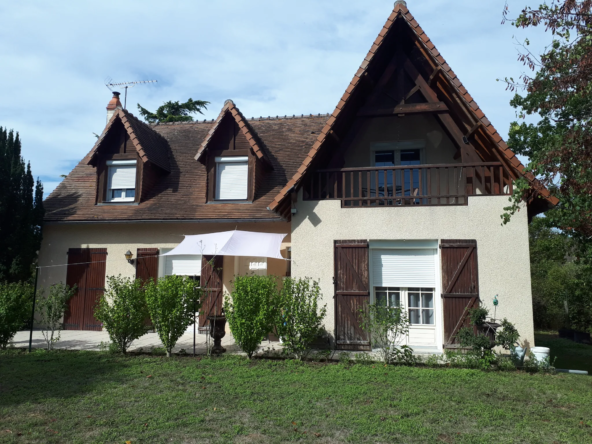 Belle maison de 160 m² avec jardin et grand potentiel à Availles en Châtellerault