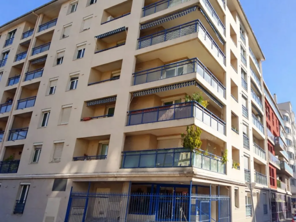 Garage double sécurisé à vendre à Lyon 2ème - Perrache, proche gare