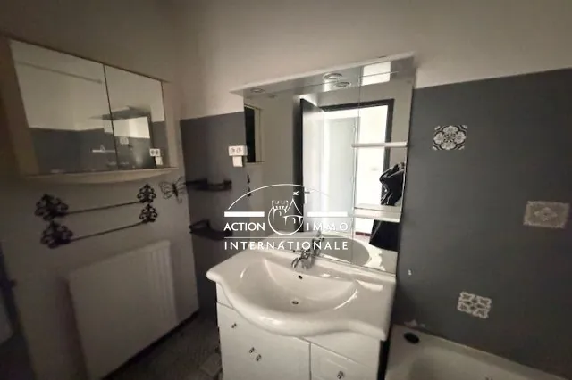 A vendre appartement lumineux à Saint-Martin-de-Crau avec parking et balcon 
