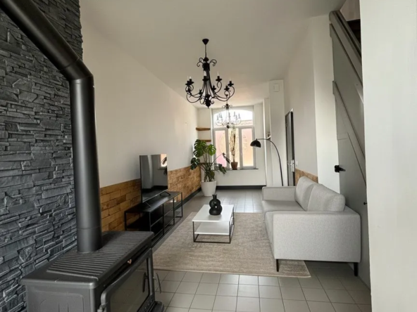 Maison à vendre à Tourcoing de 84m² avec jardin, entièrement rénovée et lumineuse