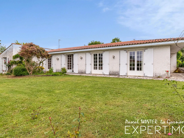 Maison 4 chambres de 146 m² avec grand terrain à Challans
