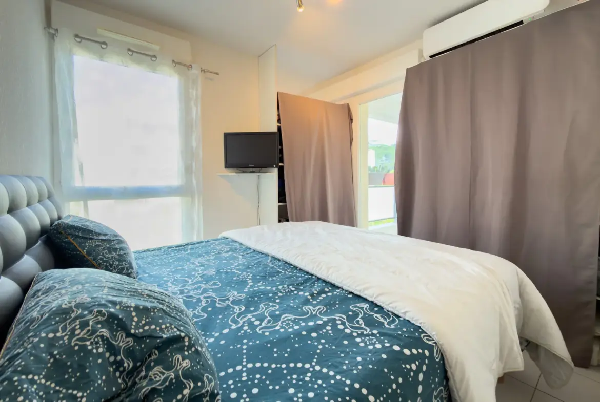 Appartement 3 pièces avec terrasse dans résidence sécurisée à La Londe Les Maures 