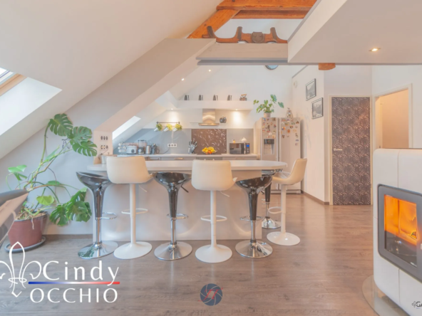 Appartement rénové de 77 m² avec jardin, garage et parking à Guénange