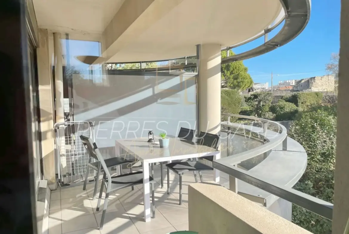 Appartement T3 lumineux à vendre à Avignon, secteur Saint Michel 