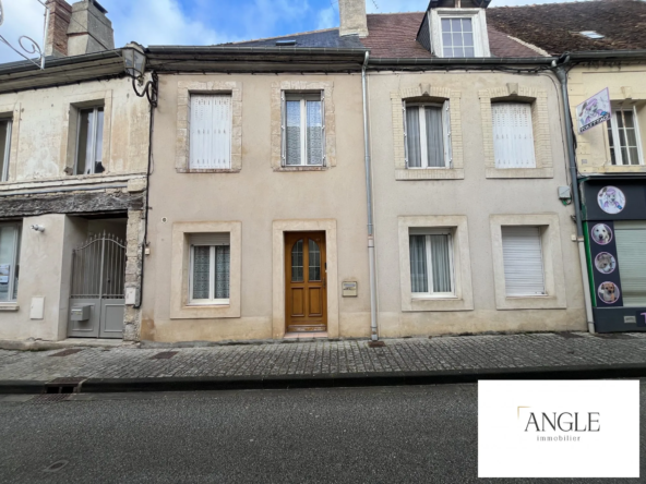 Maison à Rénover à Sées avec Jardin de 251 m² - Opportunité d'Investissement