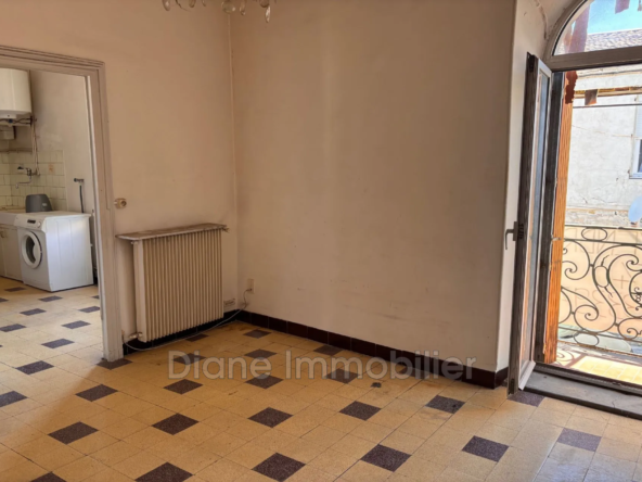 Appartement 4 pièces à Nîmes proche des Arènes et du Musée de la Romanité