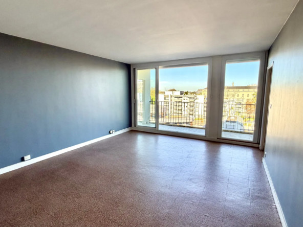 A vendre appartement lumineux avec balcon à Angers