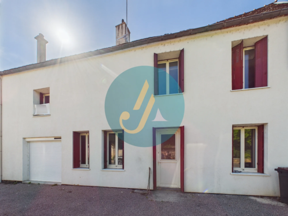 Maison de village de 130m² avec 4 chambres à Saint-Amand-en-Puisaye