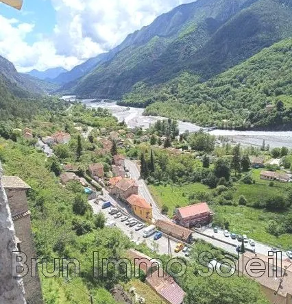 À vendre appartement T4 à Touet-sur-Var avec vue campagne et plusieurs commodités