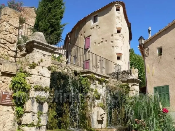 Immeuble de 4 studios rénové à vendre à Barjols, excellente rentabilité