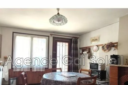 Achat maison 5 pièces à Nissan-lez-Enserune avec terrasse et cour intérieure