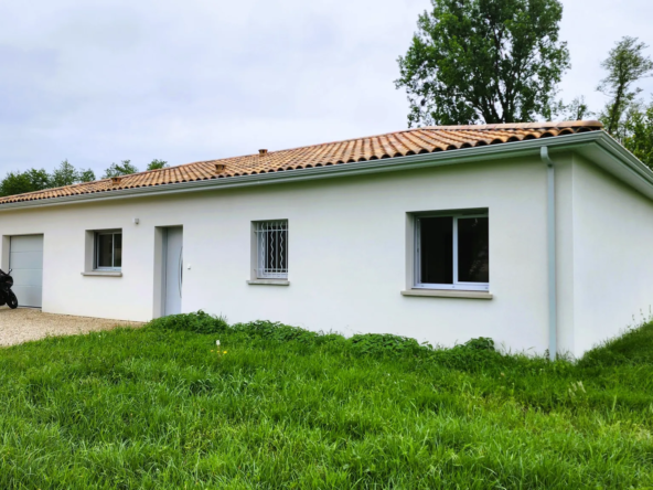 Villa neuve de luxe à Casteljaloux avec terrasse, jardin et accès PMR