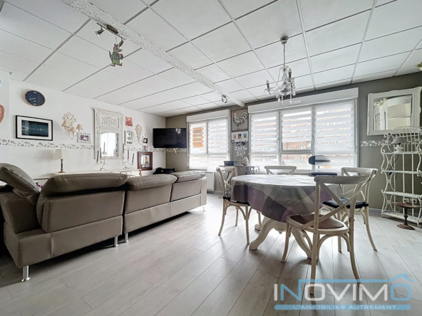 Appartement à vendre à Dunkerque hyper centre - 1 chambre, balcon, caves