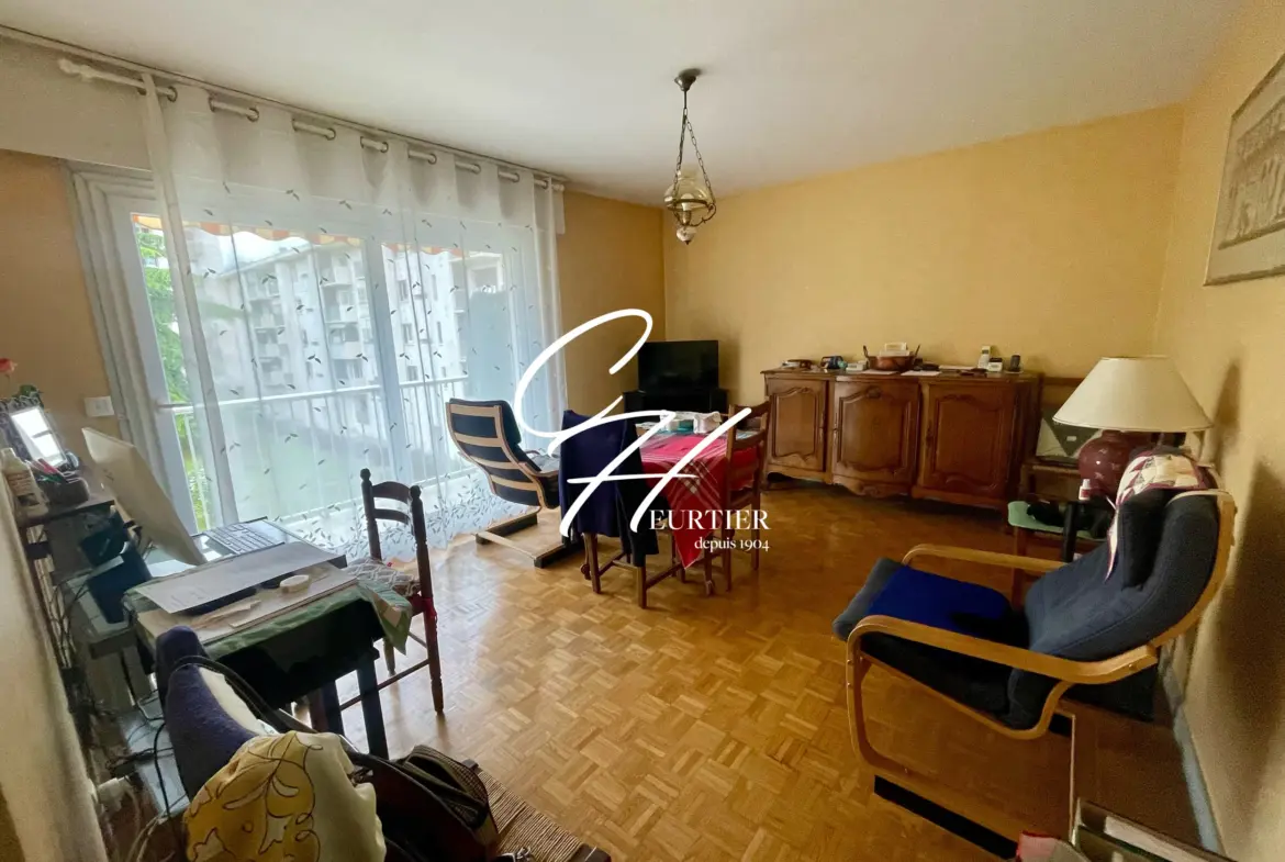 Appartement T5 lumineux à vendre à Échirolles, secteur Frange Verte / Nouveau Centre 