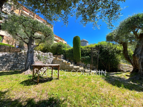 Appartement studio avec jardin privatif à vendre à Grasse
