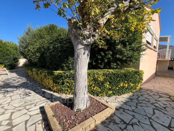 Belle villa de plain-pied avec piscine à Sérignan près des plages