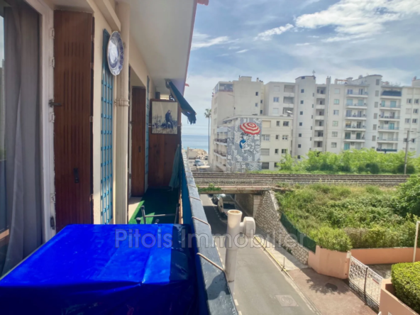Appartement 2 pièces avec vue mer à Juan-les-Pins - Opportunité à saisir