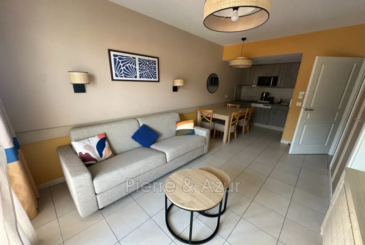 Investissement appartement 2 pièces avec parking et piscine à Roquebrune-Cap-Martin 