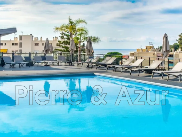 Investissement appartement 2 pièces avec parking et piscine à Roquebrune-Cap-Martin