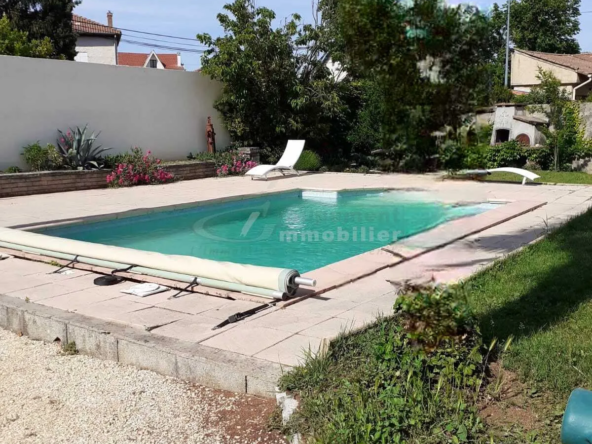 Belle maison de plain-pied avec piscine à Romans sur Isère